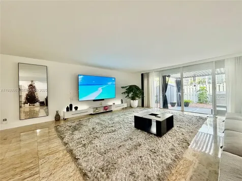 934 NE 27th Avenue Hallandale Beach FL 33009