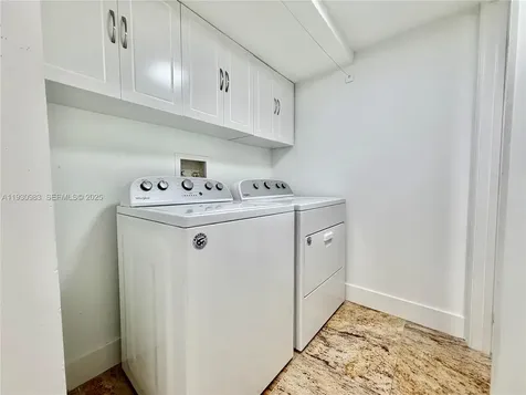 934 NE 27th Avenue Hallandale Beach FL 33009