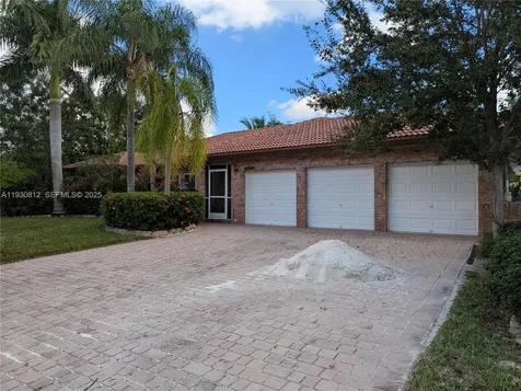 5245 NW 58th Terrace Coral Springs FL 33067