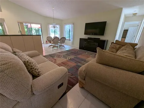 5245 NW 58th Terrace Coral Springs FL 33067