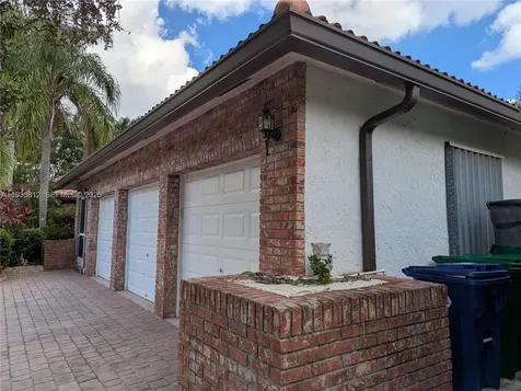 5245 NW 58th Terrace Coral Springs FL 33067