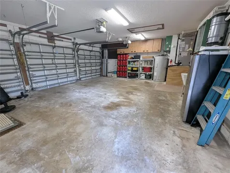 5245 NW 58th Terrace Coral Springs FL 33067