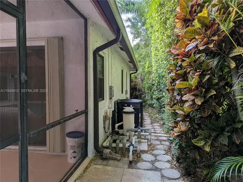 5245 NW 58th Terrace Coral Springs FL 33067