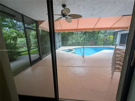 5245 NW 58th Terrace Coral Springs FL 33067