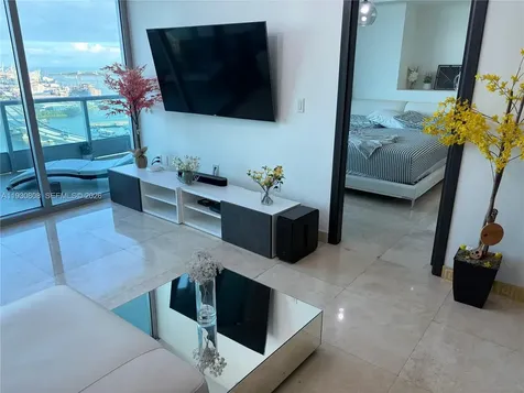 900 Biscayne Boulevard Miami FL 33132