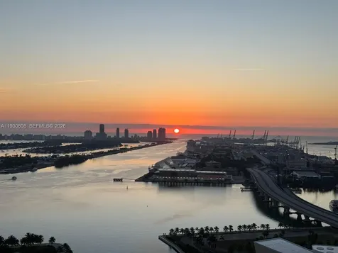 900 Biscayne Boulevard Miami FL 33132