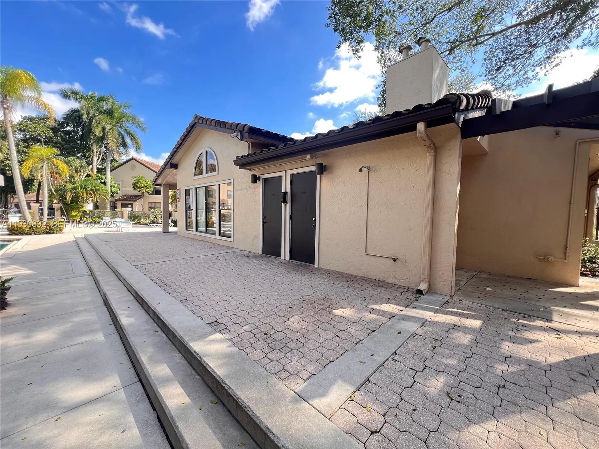 4581 W Mcnab Road Pompano Beach FL 33069