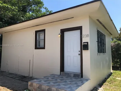 1236 NW 45th Street Miami FL 33142