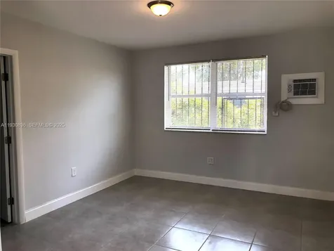 1236 NW 45th Street Miami FL 33142