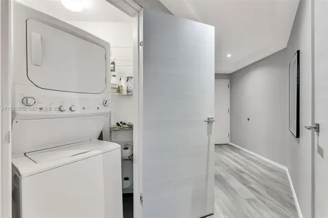 801 S Miami Avenue Miami FL 33130