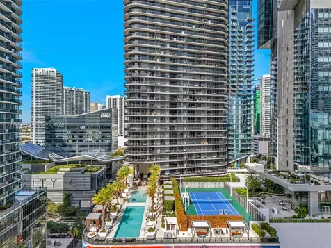 801 S Miami Avenue Miami FL 33130