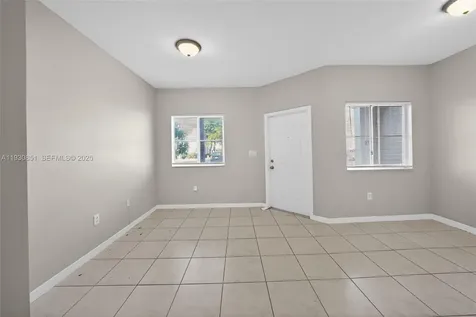 1614 SE 31st Court Homestead FL 33035