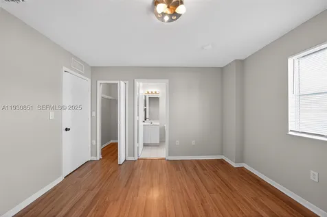1614 SE 31st Court Homestead FL 33035
