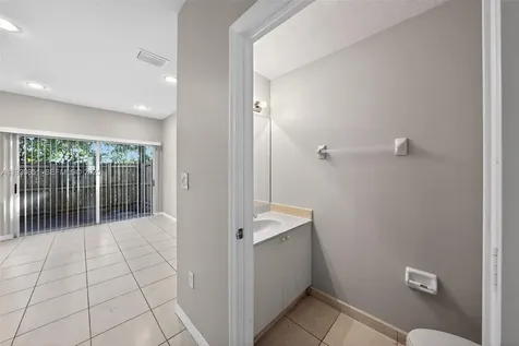 1614 SE 31st Court Homestead FL 33035