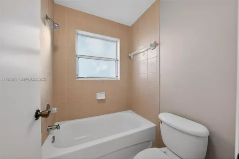 1614 SE 31st Court Homestead FL 33035