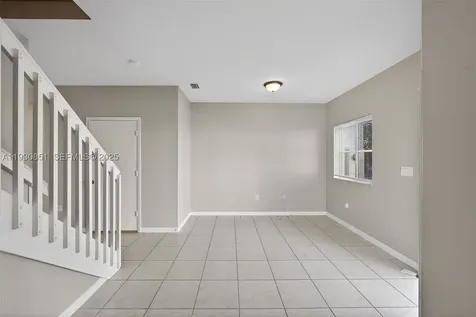 1614 SE 31st Court Homestead FL 33035