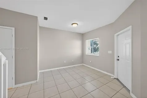 1614 SE 31st Court Homestead FL 33035