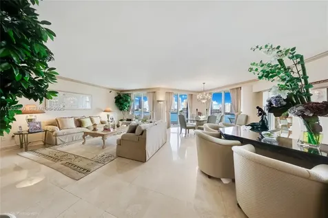 2600 Island Boulevard Aventura FL 33160
