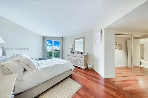 2600 Island Boulevard Aventura FL 33160