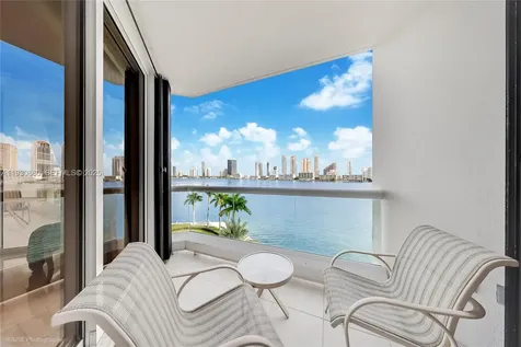 2600 Island Boulevard Aventura FL 33160