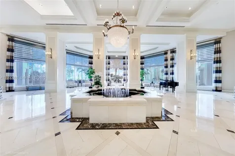 2600 Island Boulevard Aventura FL 33160