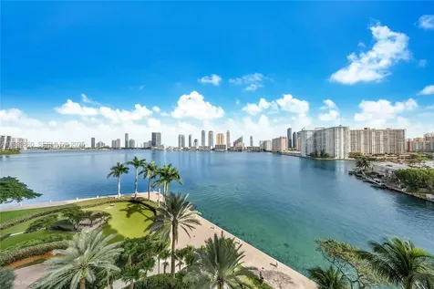 2600 Island Boulevard Aventura FL 33160