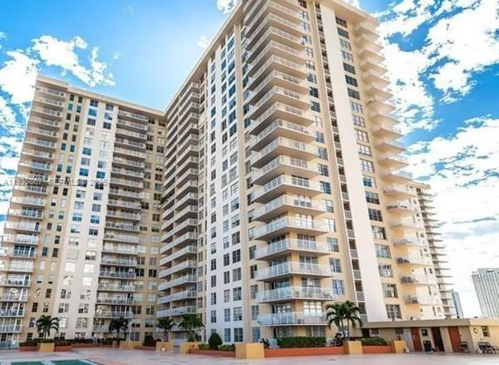 231 174th Street Sunny Isles Beach FL 33160