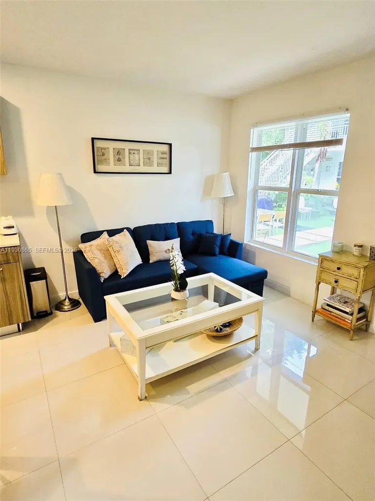 1419 West Avenue Miami Beach FL 33139