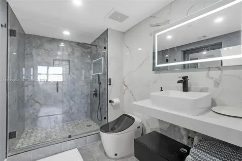 19501 W Country Club Drive Aventura FL 33180