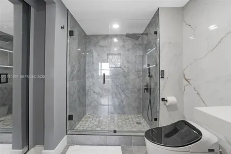 19501 W Country Club Drive Aventura FL 33180