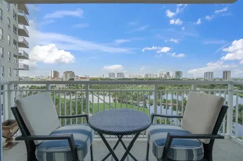 19501 W Country Club Drive Aventura FL 33180