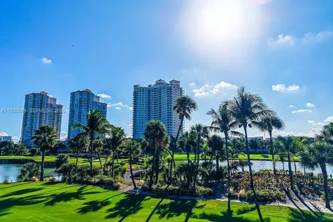 19501 W Country Club Drive Aventura FL 33180