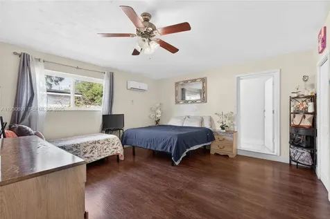2901 NW 185th Street Miami Gardens FL 33056