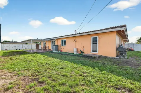2901 NW 185th Street Miami Gardens FL 33056