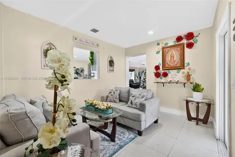 2901 NW 185th Street Miami Gardens FL 33056