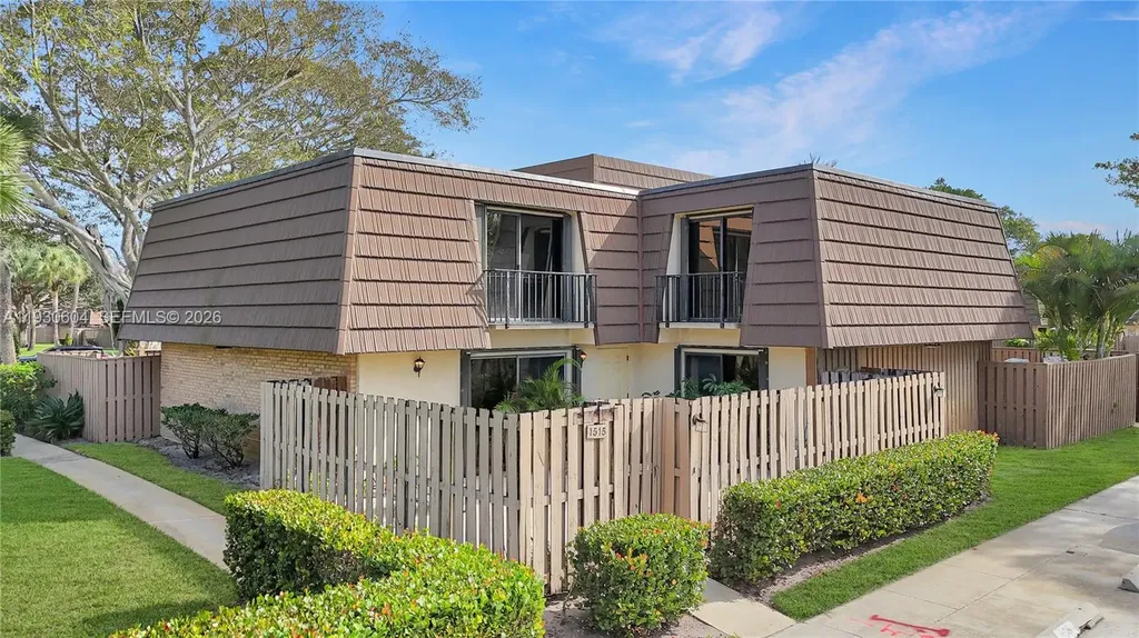 1515 15th Court Palm Beach Gardens FL 33410