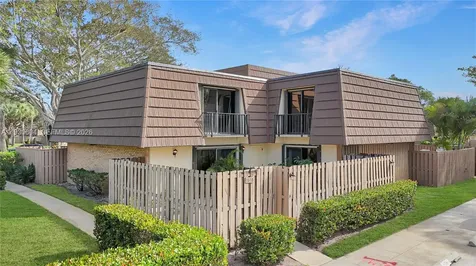 1515 15th Court Palm Beach Gardens FL 33410