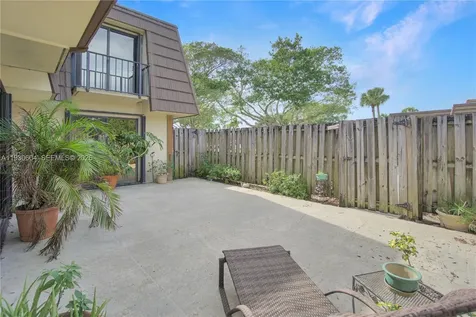 1515 15th Court Palm Beach Gardens FL 33410
