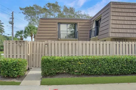 1515 15th Court Palm Beach Gardens FL 33410