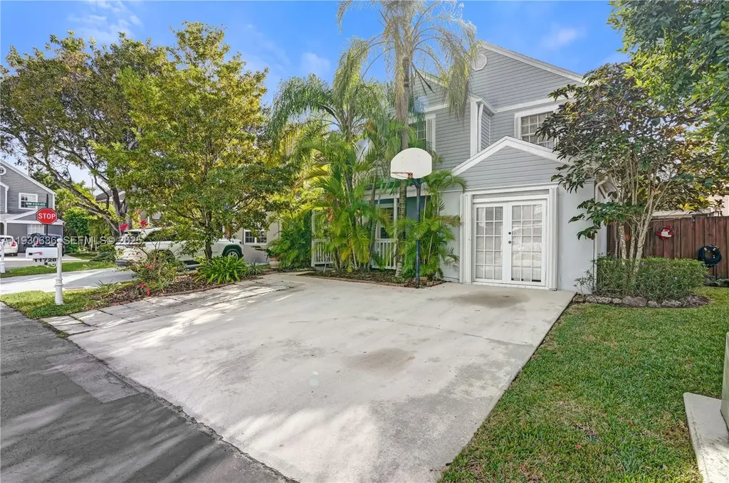 11728 SW 118th Terrace Miami FL 33186