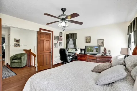 11728 SW 118th Terrace Miami FL 33186