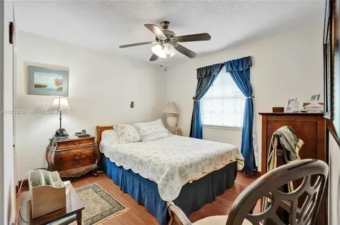 11728 SW 118th Terrace Miami FL 33186