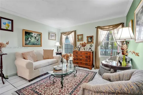 11728 SW 118th Terrace Miami FL 33186