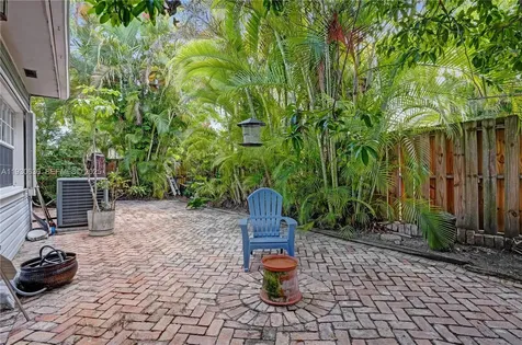 11728 SW 118th Terrace Miami FL 33186