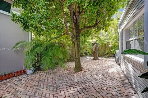 11728 SW 118th Terrace Miami FL 33186