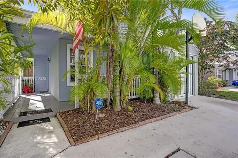 11728 SW 118th Terrace Miami FL 33186