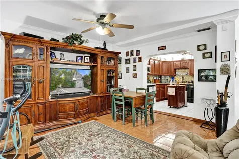 11728 SW 118th Terrace Miami FL 33186