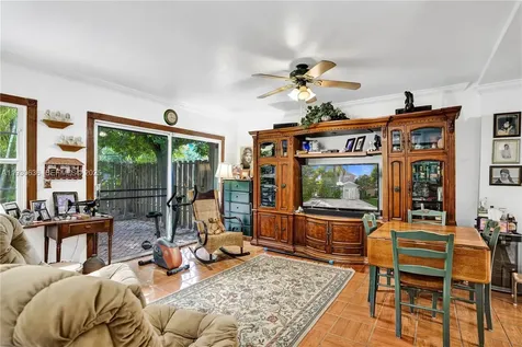 11728 SW 118th Terrace Miami FL 33186