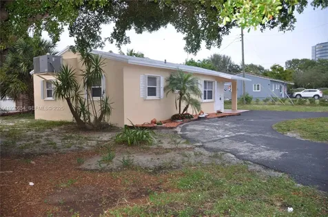 571 NE 61st Street Oakland Park FL 33334