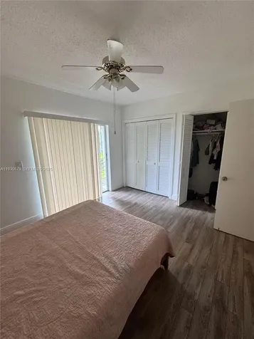 118 E Salisbury E West Palm Beach FL 33417